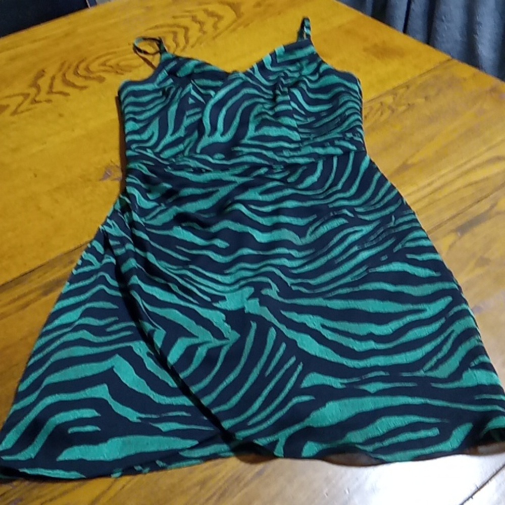 DRESS THE POPULATION Womens GREEN SMALL Dress Used Preowned Party